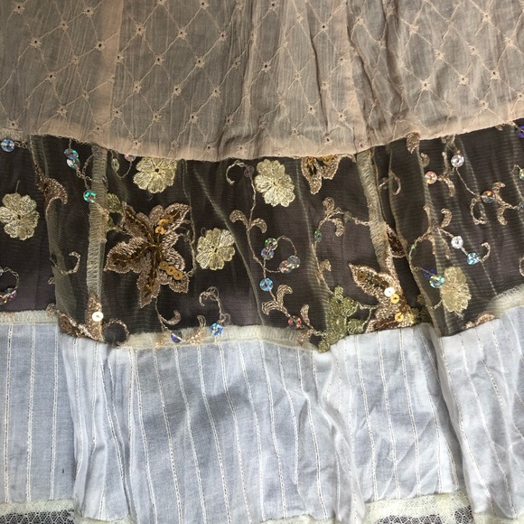 Ariella bohemian tiered elastic banded lace neutral skirt, Medium - Picture 3 of 6